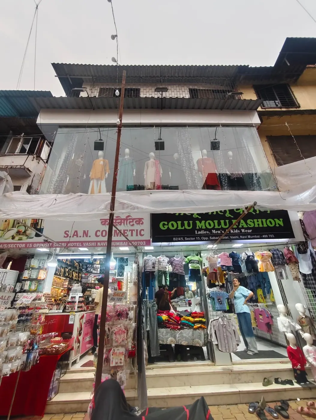 PREMIUM SHOWROOM FOR RENT – VASHI