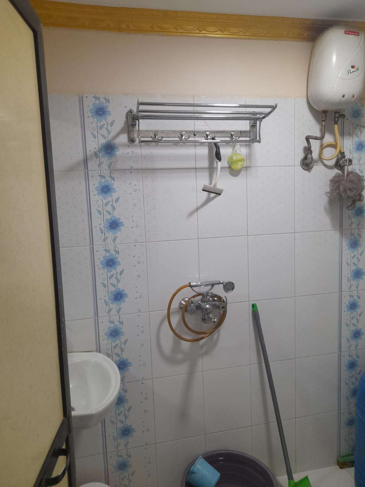 WhatsApp Image 2025-12-14 at 12.48.01