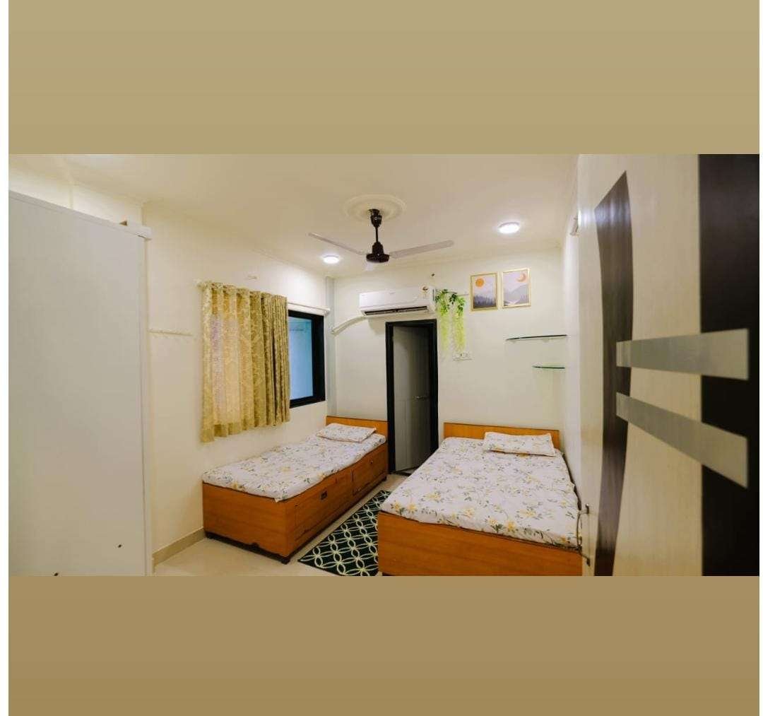 WhatsApp Image 2025-12-23 at 1.53.57 PM (1)